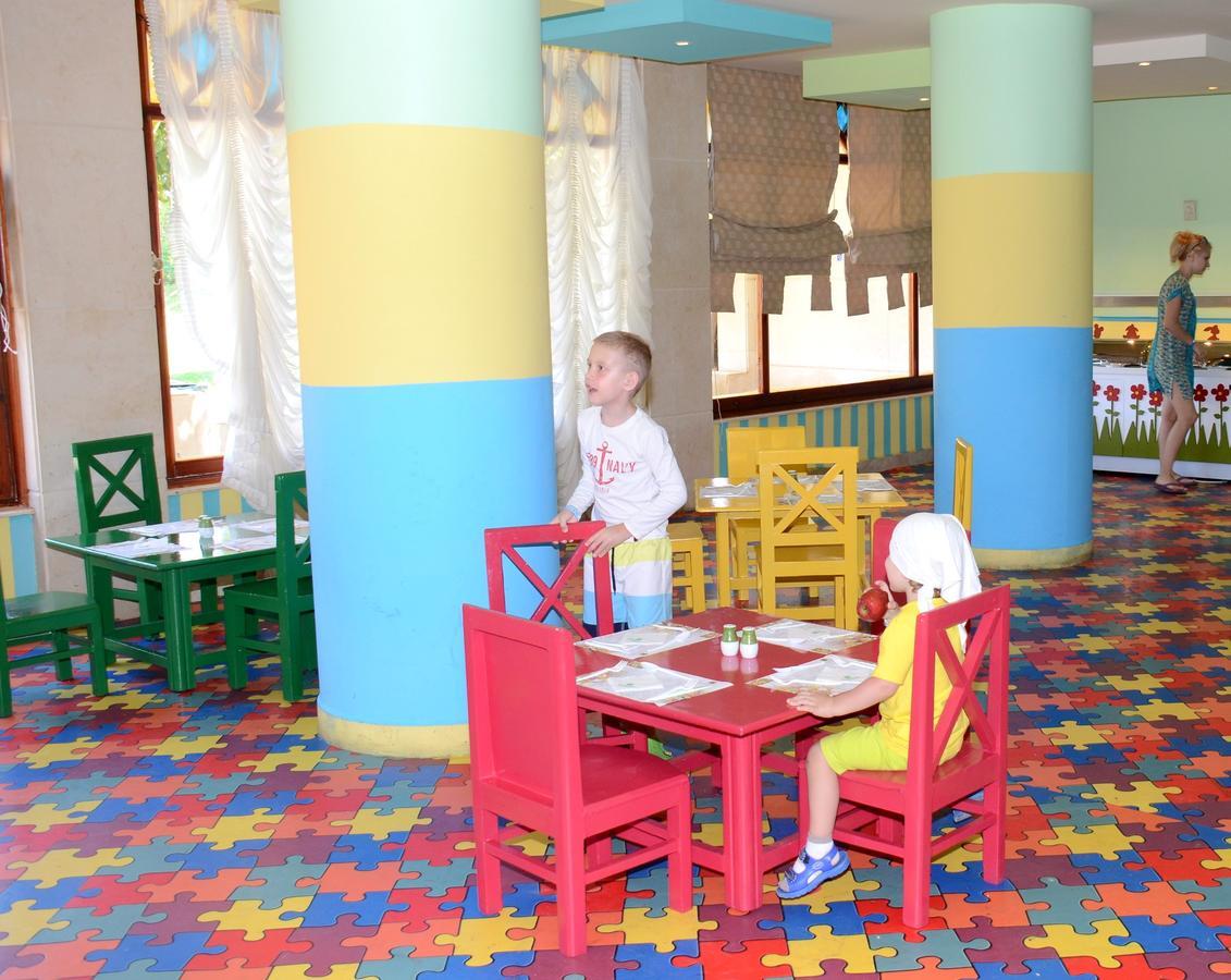 Rehana Sharm Resort - Aquapark & Spa - Couples And Family Only -Premium Ultra All-Inclusive 24H 外观 照片